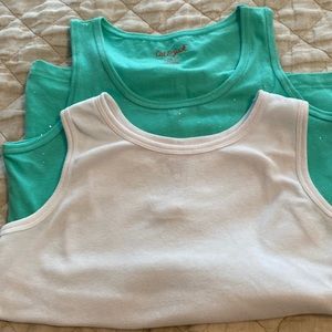 Set of two girls tank tops